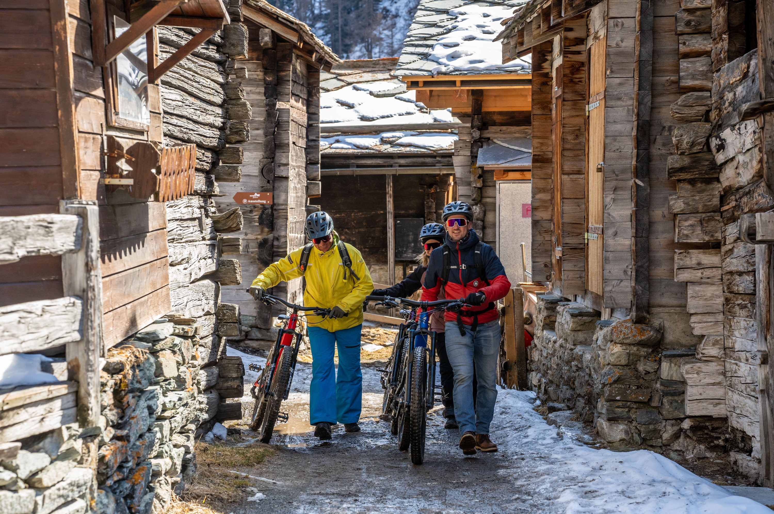 Schnee_Winter in Zermatt_Guiding_Zermatt Winterbiking