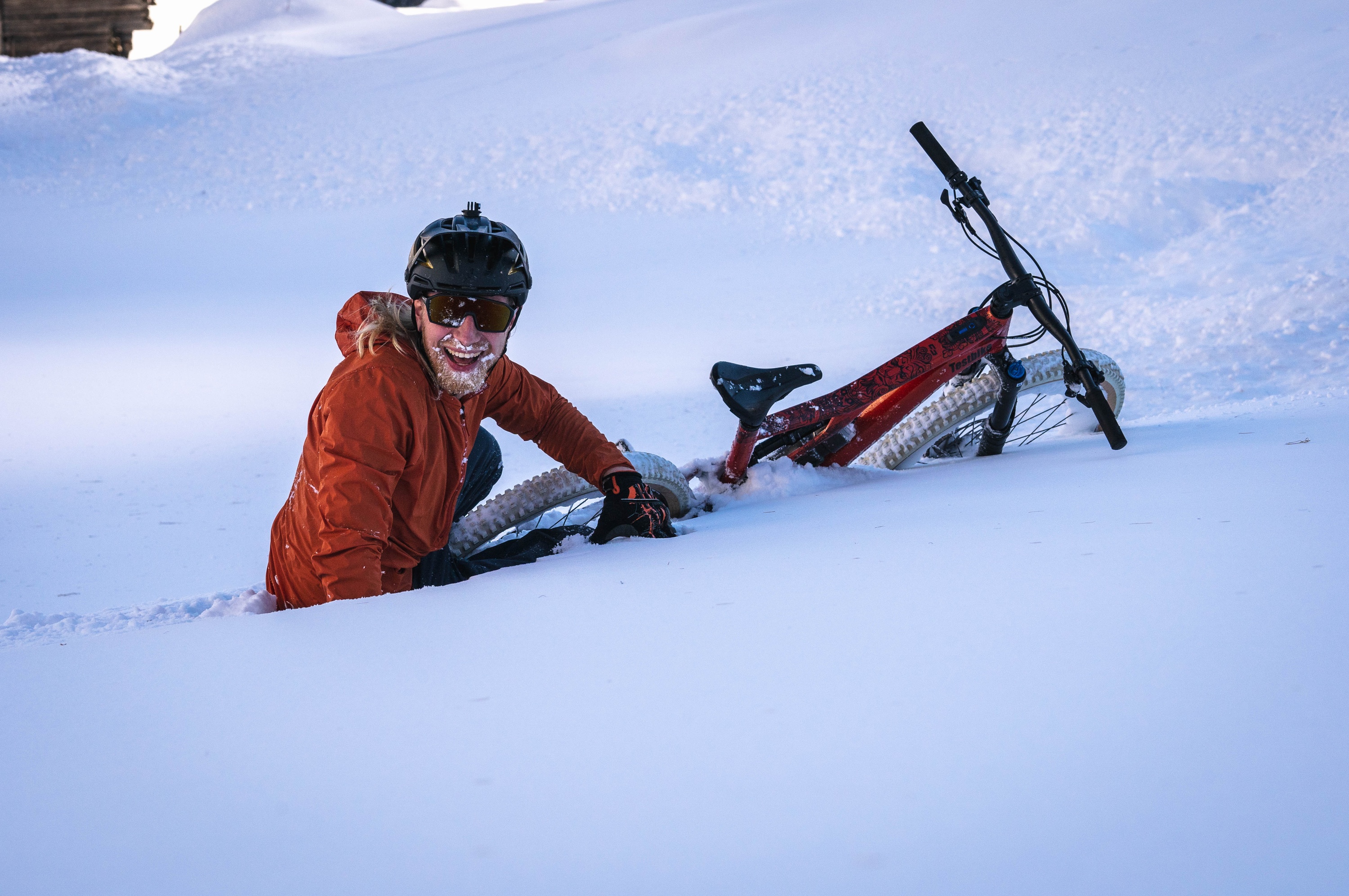 magie_im_winter_biketouren_schnee_einzigartiges_erlebnis